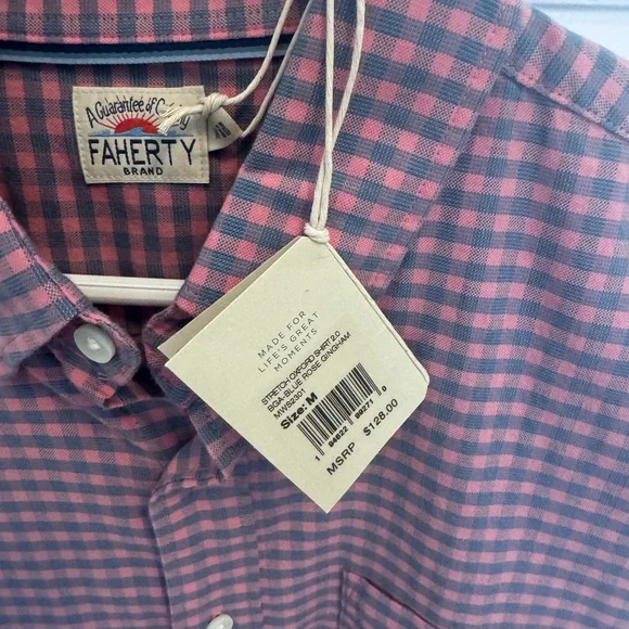 Faherty Men's Casual Red and Blue Plaid Shirt - Picture 3 of 3